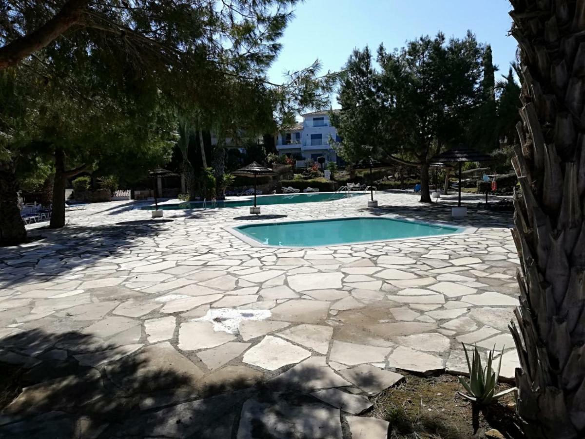 Family Paradise- Luxury Combined With Home Comfort Paphos Exterior photo