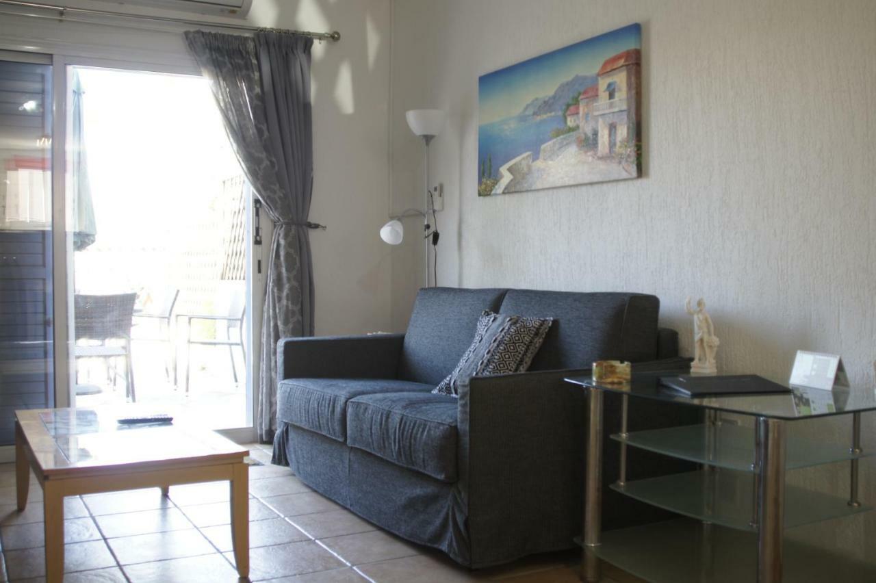 Family Paradise- Luxury Combined With Home Comfort Paphos Exterior photo